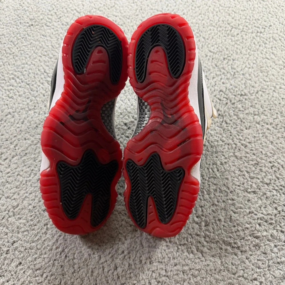 Air Jordan 11 Retro Low Concord Bred White Black Red 528896-160 Kids 7Y
